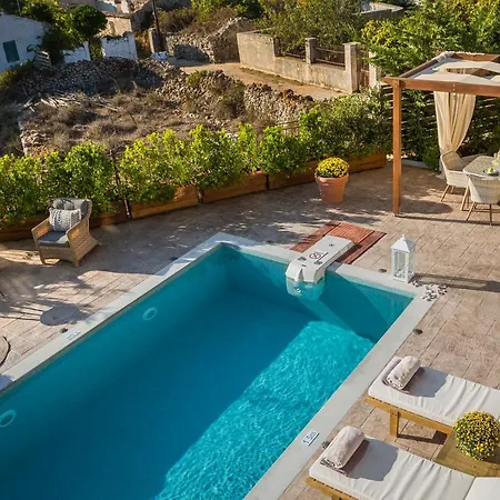 Βίλα Anesis Villas Φισκάρδο
